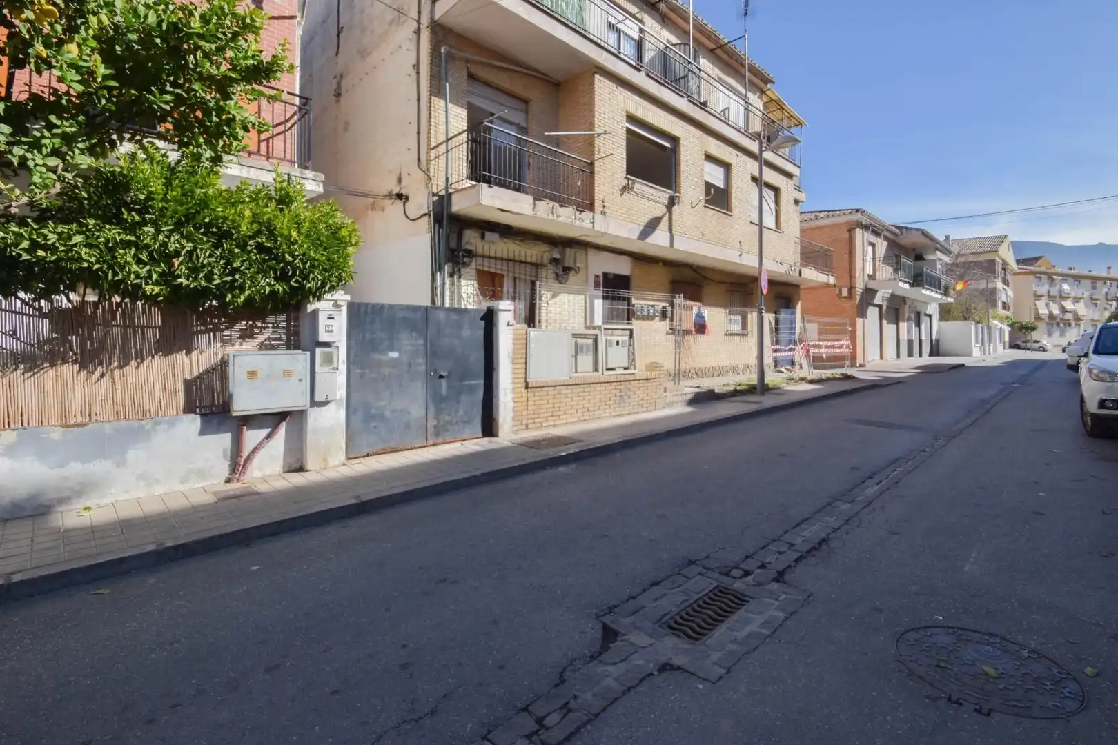 Vista exterior de Edificio en venta en Huétor Vega