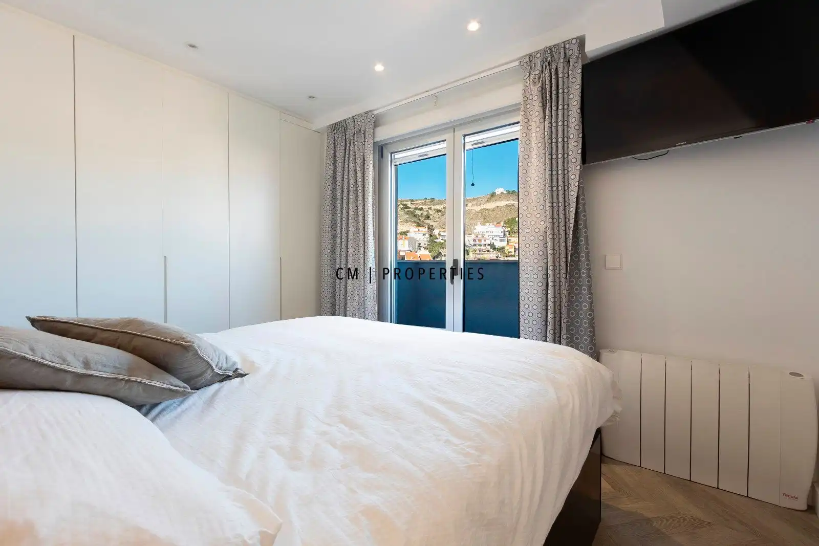 Bedroom of Attic for sale in Cullera  with Air Conditioner, Heating and Terrace