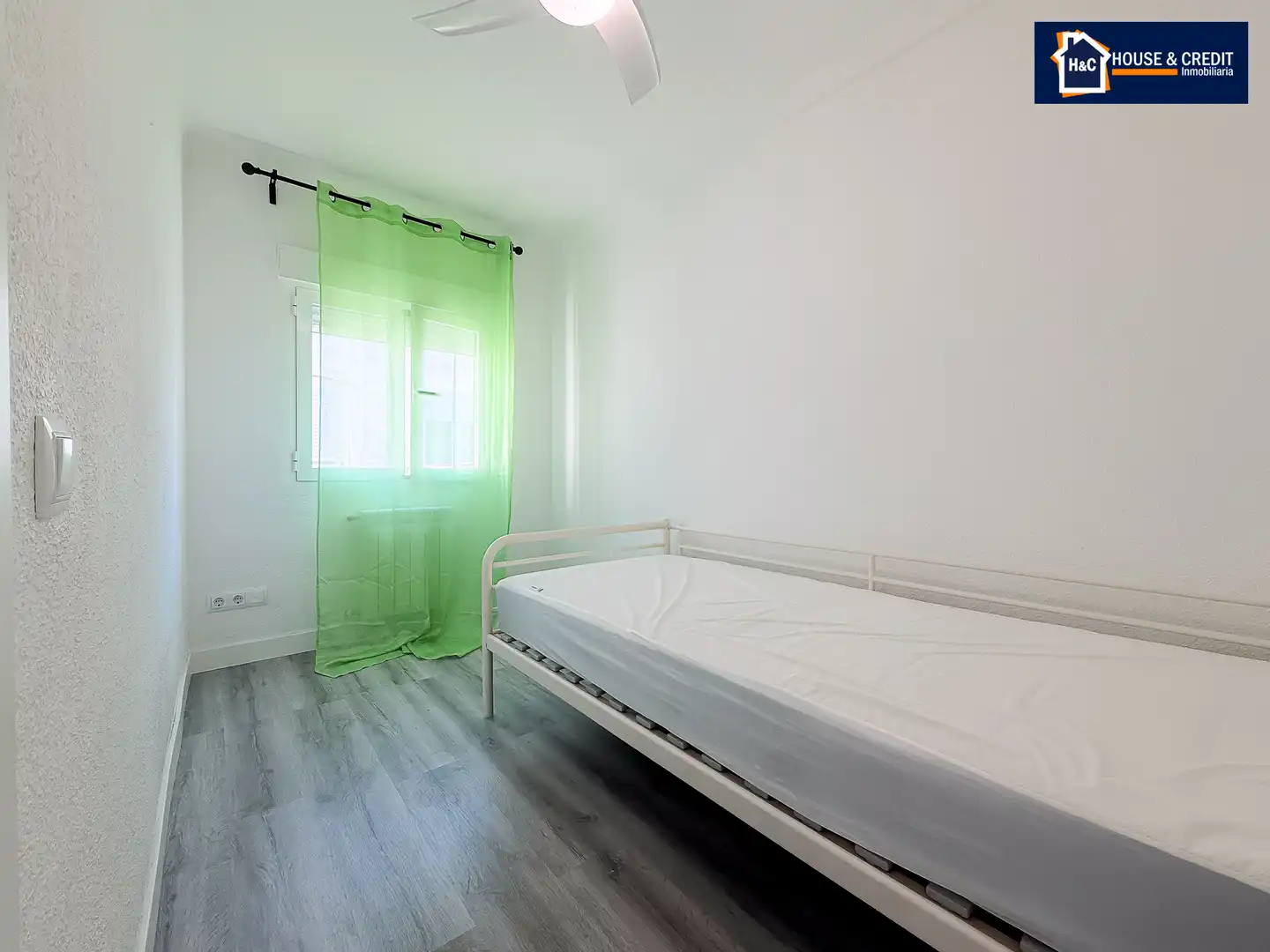 Bedroom of Flat for rent in Leganés  with Air Conditioner, Heating and Terrace