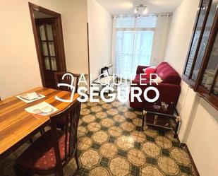 Exterior view of Flat to rent in  Madrid Capital  with Heating, Terrace and Furnished