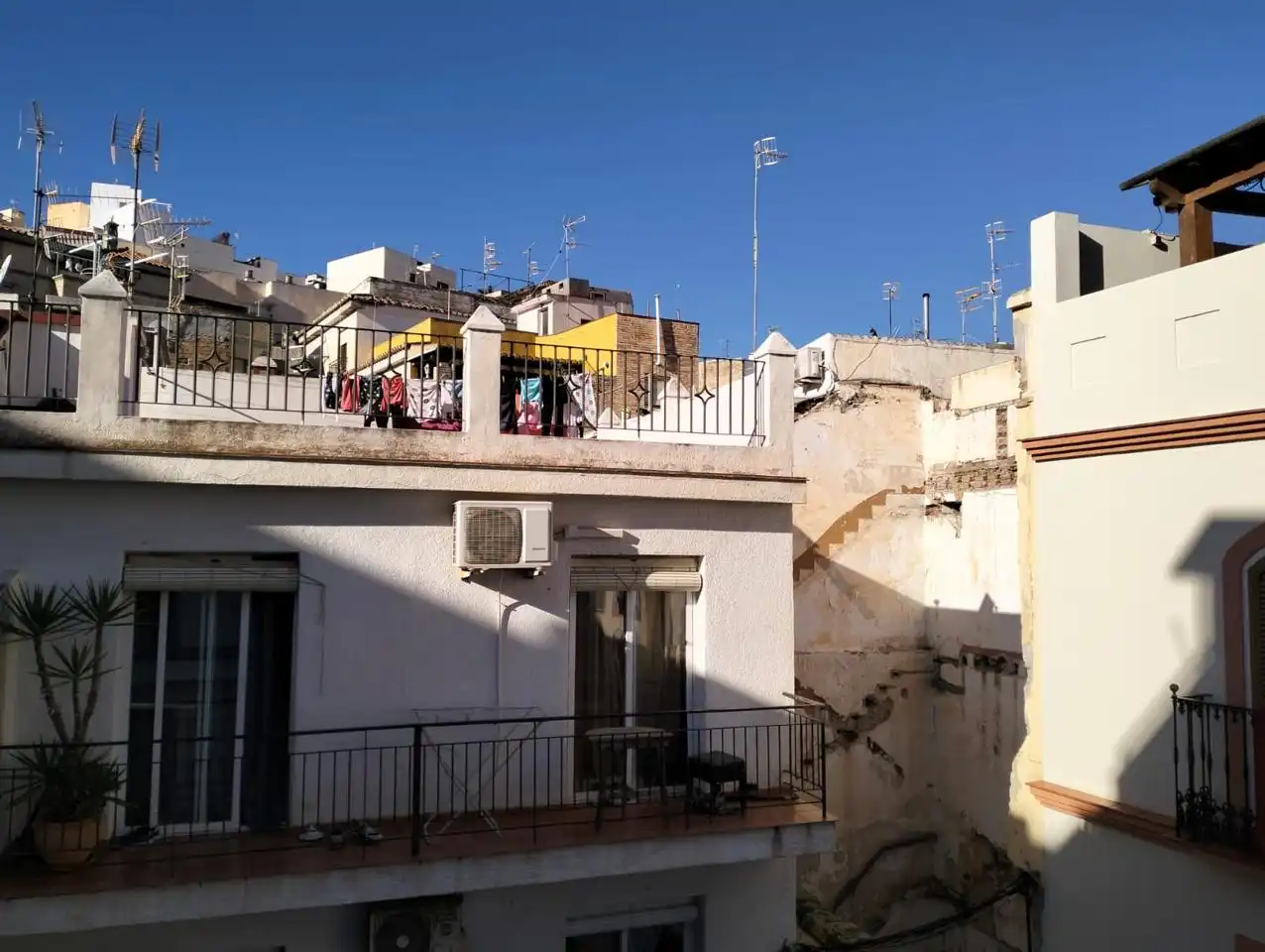 Exterior view of Flat for rent in Almuñécar  with Air Conditioner, Terrace and Furnished