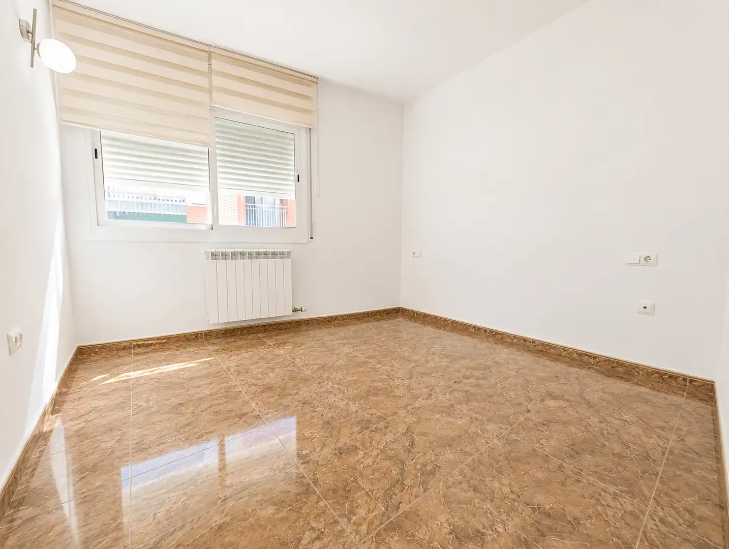 Habitación de Piso de alquiler en Reus con Aire acondicionado, Calefacción y Horno