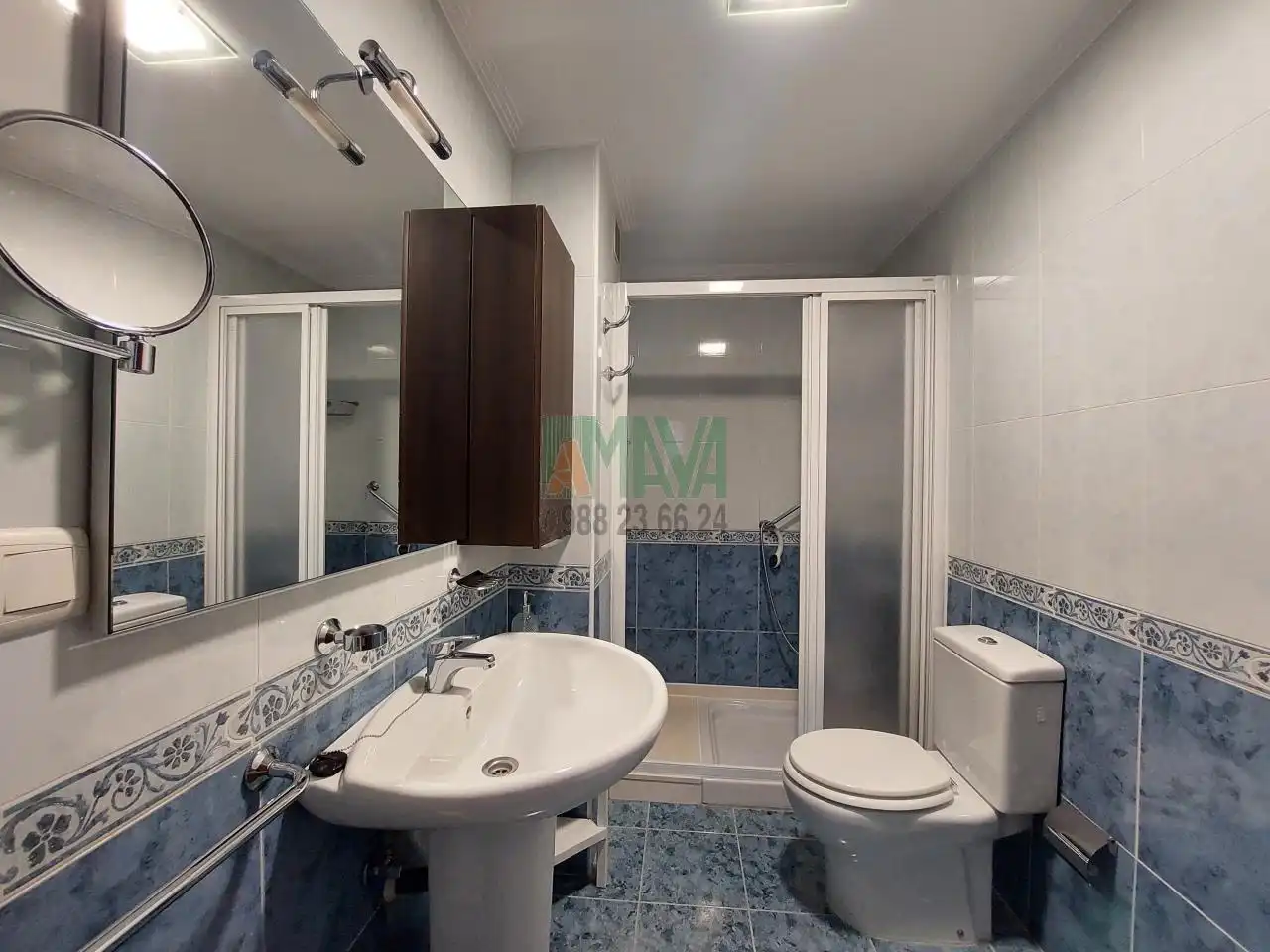 Baño de Apartamento de alquiler en Ourense Capital  con Calefacción, Trastero y Amueblado