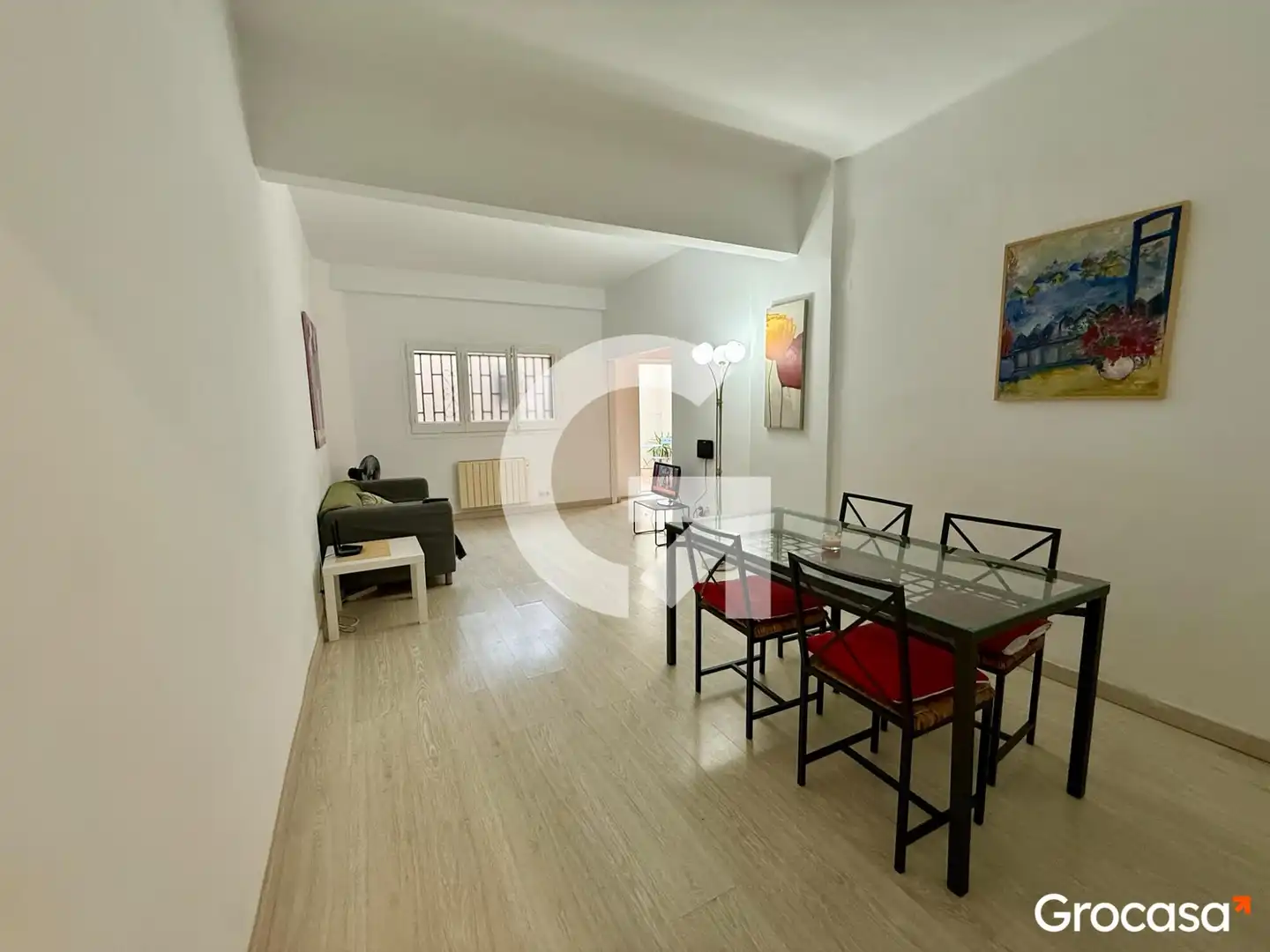 Wohnzimmer von Erdgeschoss zum Verkauf in Barcelona mit Heizung, Möbliert und Ofen
