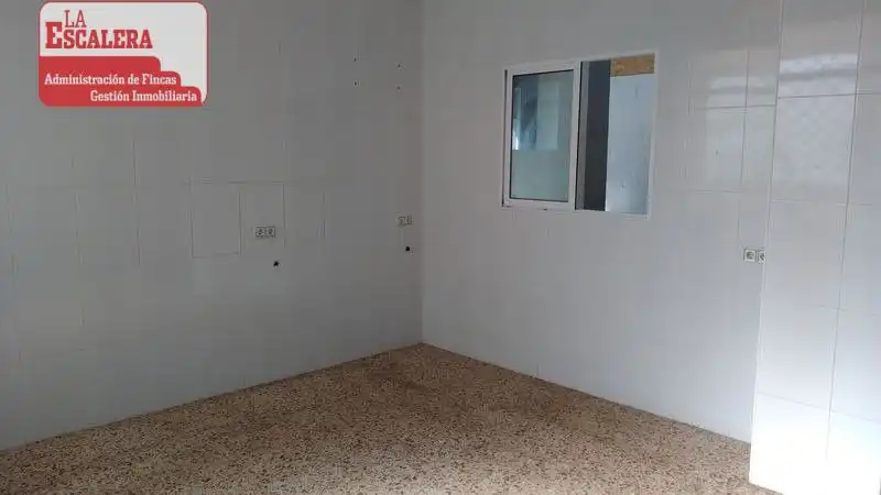 Local comercial en venda a Ibi, imagen 4