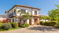 Exterior view of House or chalet for sale in Cendea de Olza / Oltza Zendea  with Heating, Private garden and Parquet flooring