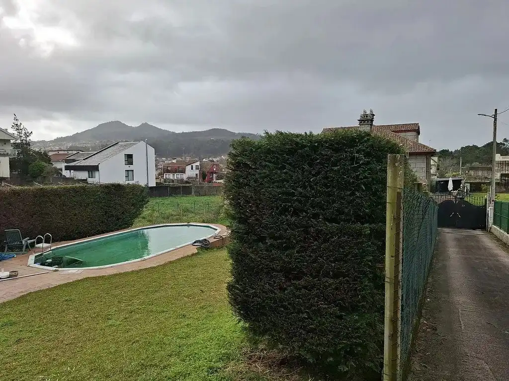 Piscina de Residencial en venda en Vigo 
