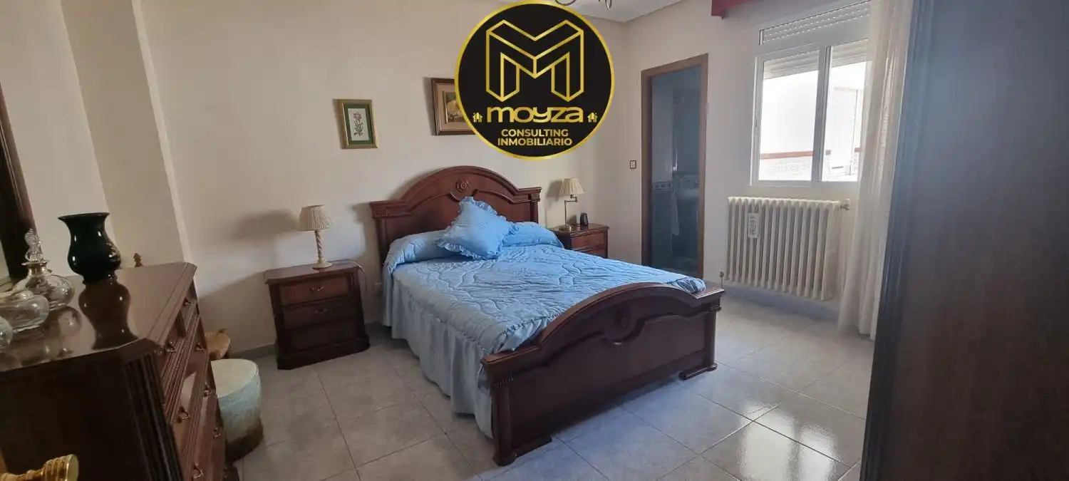 Piso con terraza en venta en Martos, imagen 7