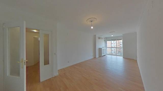 Piso en Venta en C/ Transversal Sexta  en Villaverde Alto