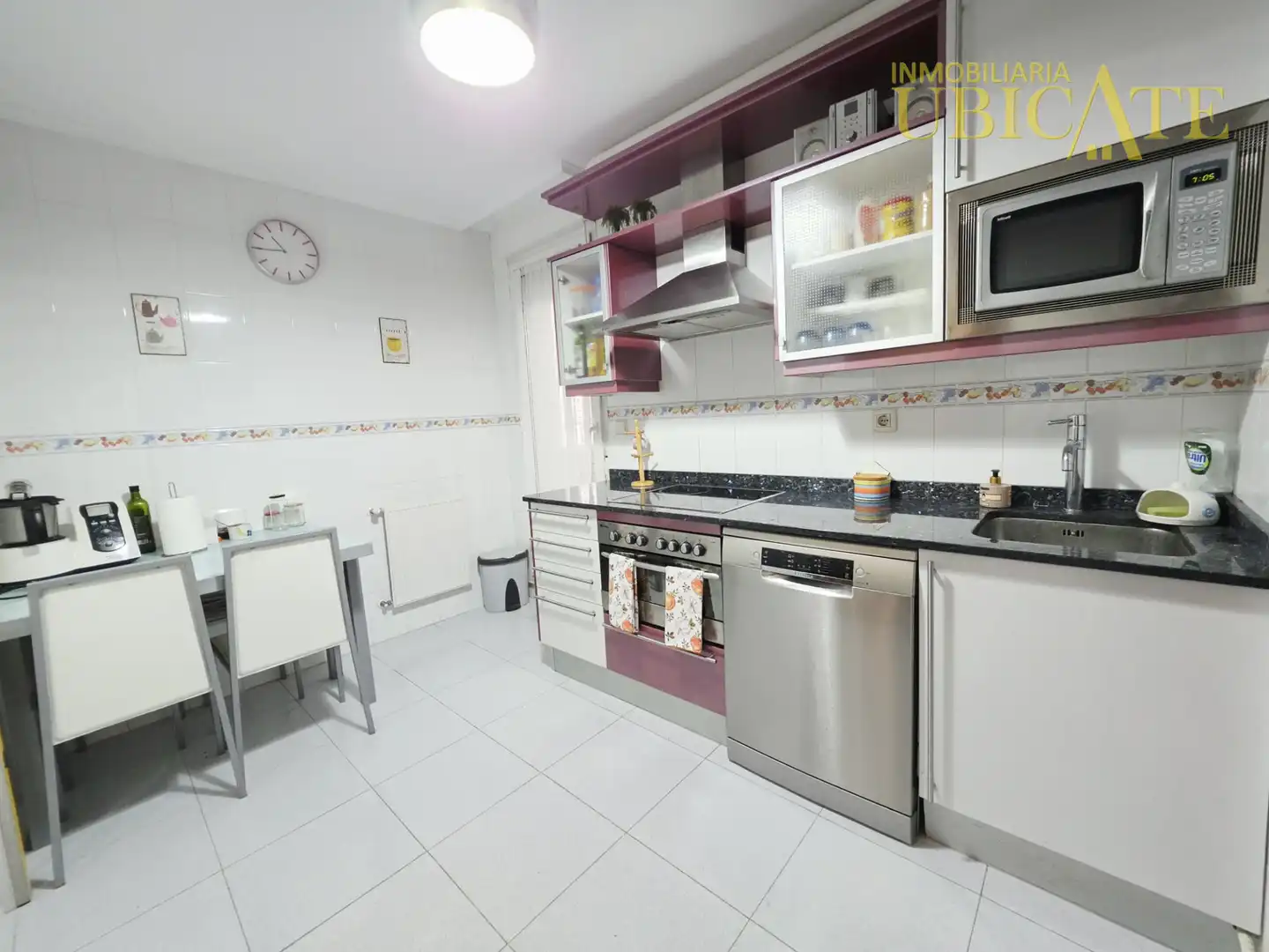 Cocina de Piso en venta en Castro-Urdiales con Calefacción, Parquet y Terraza