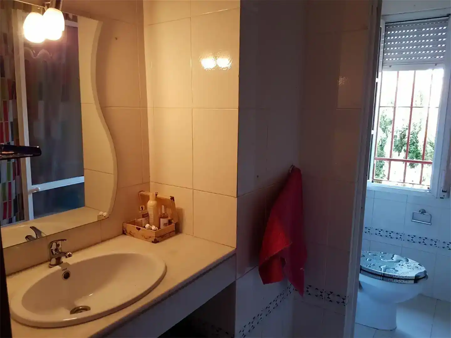 Bany de Casa o xalet de lloguer en Espartinas amb Piscina i Balcó
