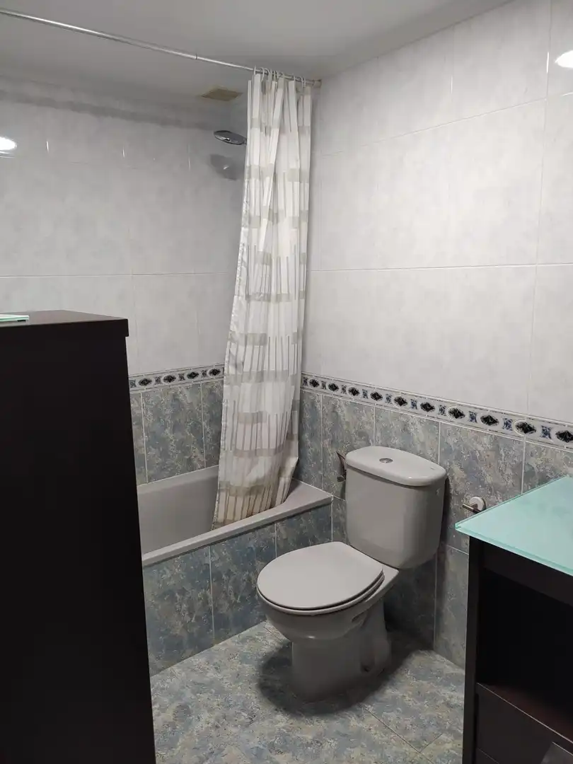 Bany de Pis en venda en Mieres (Asturias) amb Calefacció i Traster