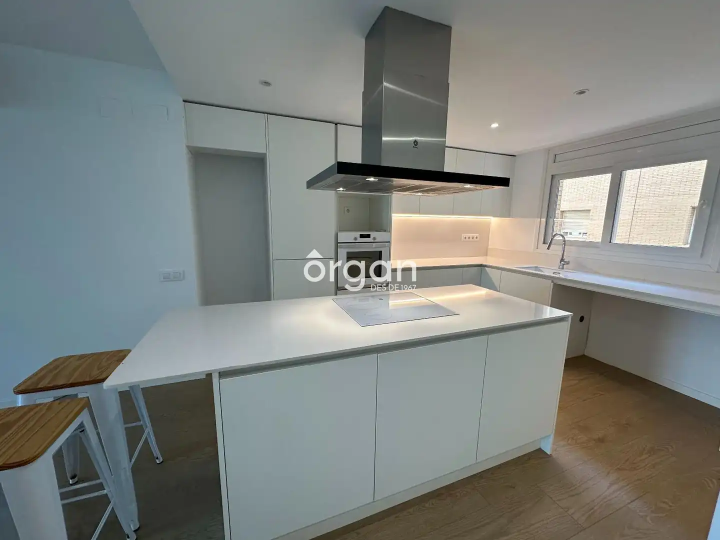 Kitchen of Flat for sale in Sant Cugat del Vallès  with Air Conditioner, Heating and Terrace