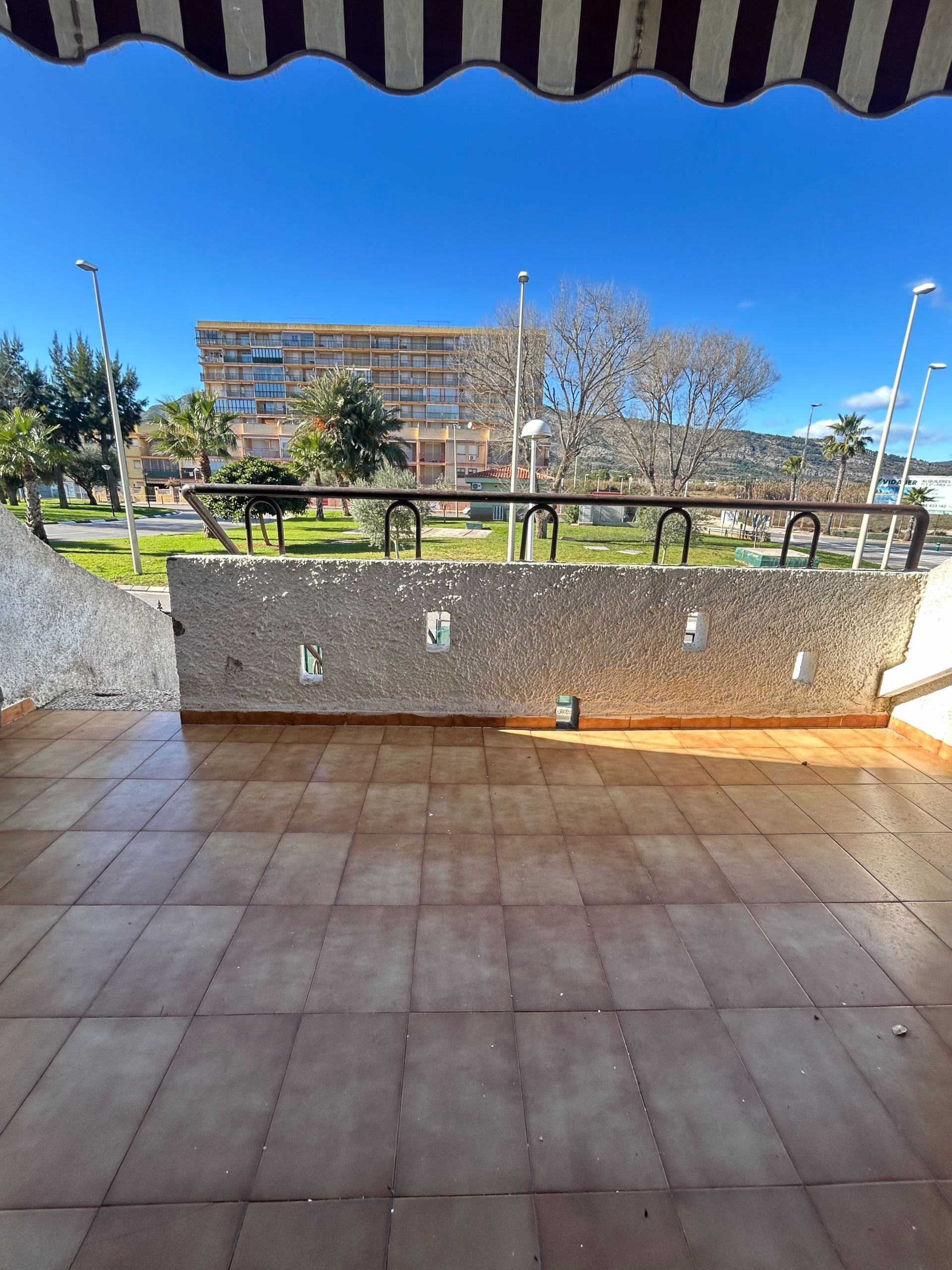 Exterior view of Single-family semi-detached for sale in Oropesa del Mar / Orpesa  with Terrace and Storage room