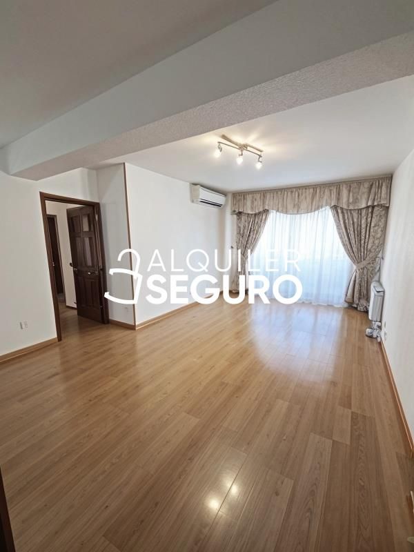 Bedroom of Flat to rent in Alcalá de Henares  with Air Conditioner, Heating and Terrace