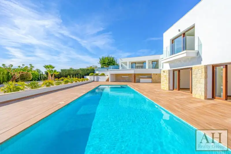 Casa en venta en Pueblo - Urbanizaciones, imagen 2