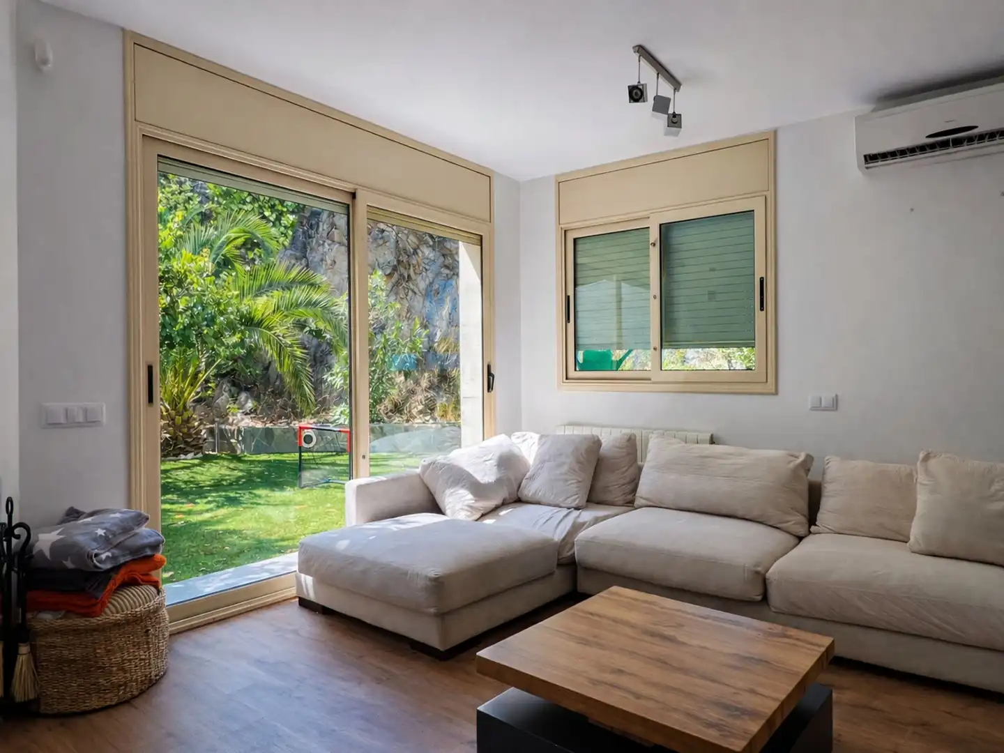 Flat with pool for sale in Vallromanes, imagen 16
