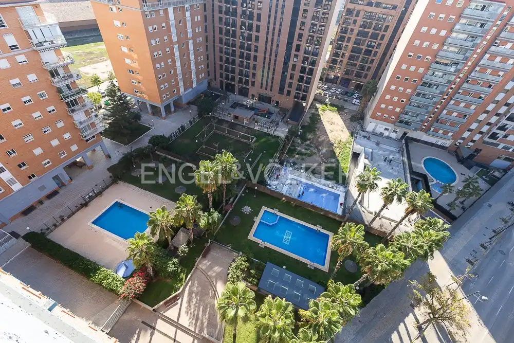 Piscina de Ático de alquiler en Valencia con Aire acondicionado, Calefacción y Terraza