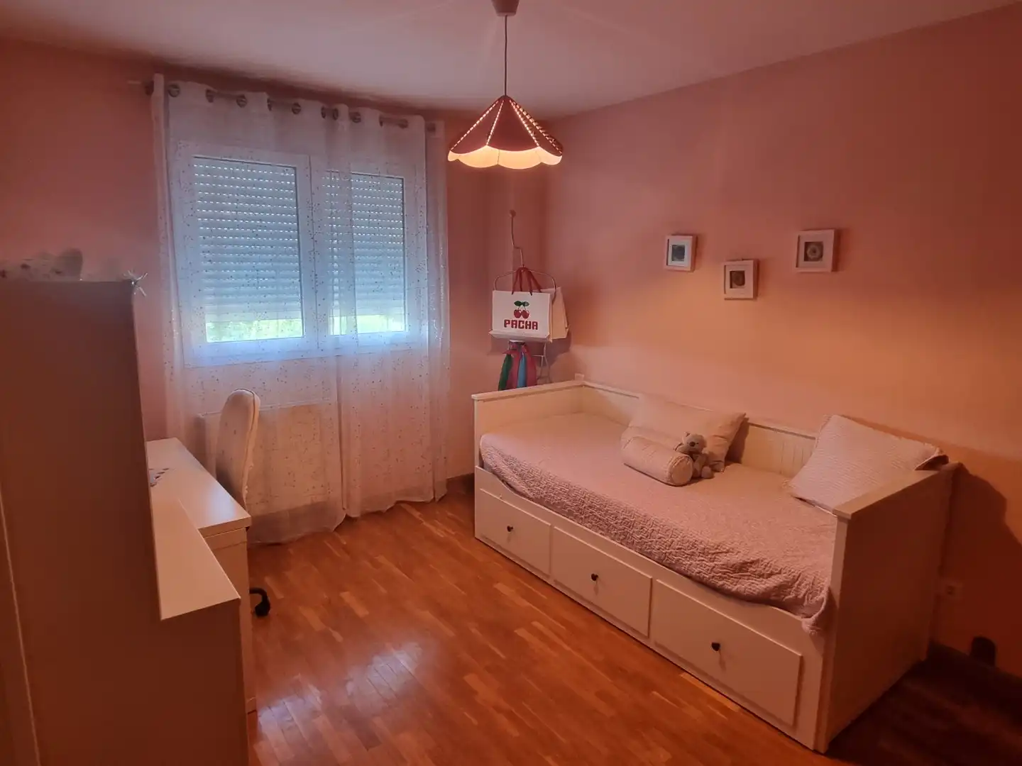 Dormitori de Casa adosada en venda en Castrillo del Val amb Calefacció, Jardí privat i Terrassa