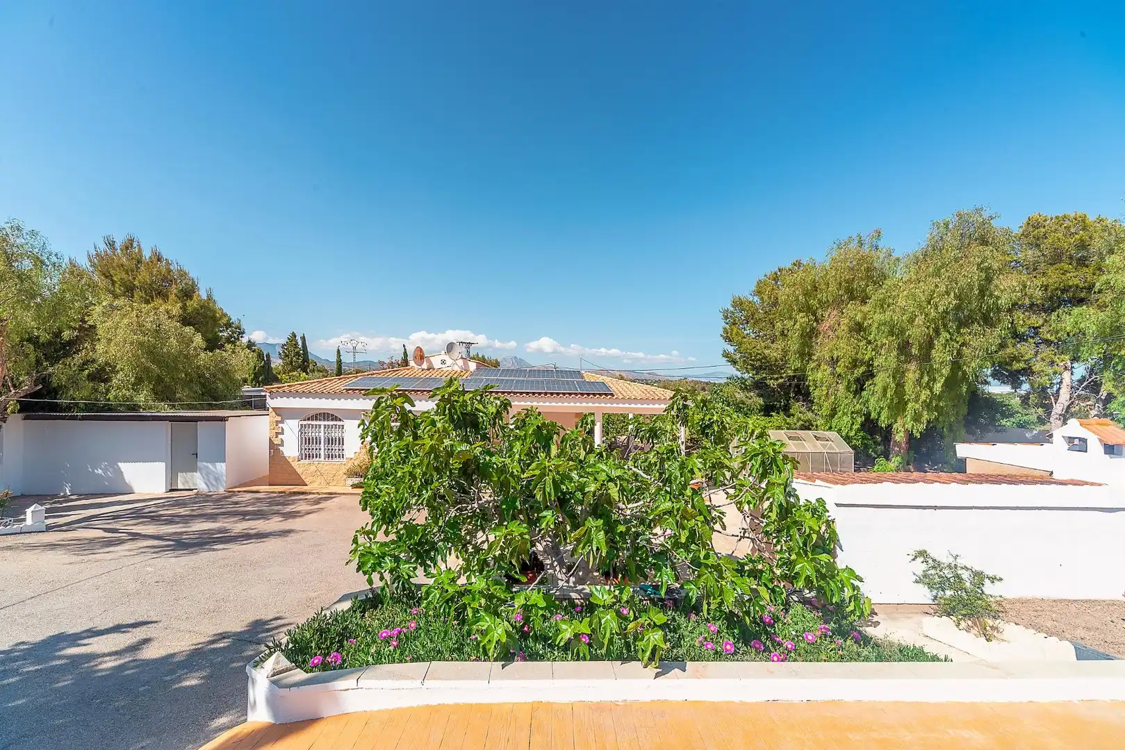 Exterior view of Houses for sale in Alicante / Alacant  with Heating, Private garden and Storage room