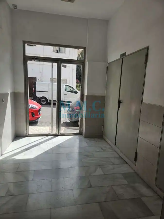 Parking de Piso en venta en Roquetas de Mar con Terraza y Amueblado