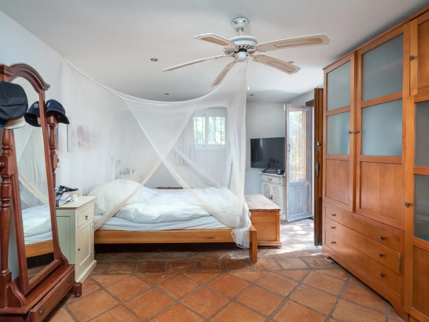 Casa amb piscina en venda a Casares pueblo