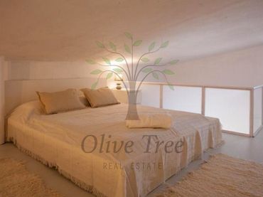 Apartment with balcony for sale in Calle De La Mare De Deu