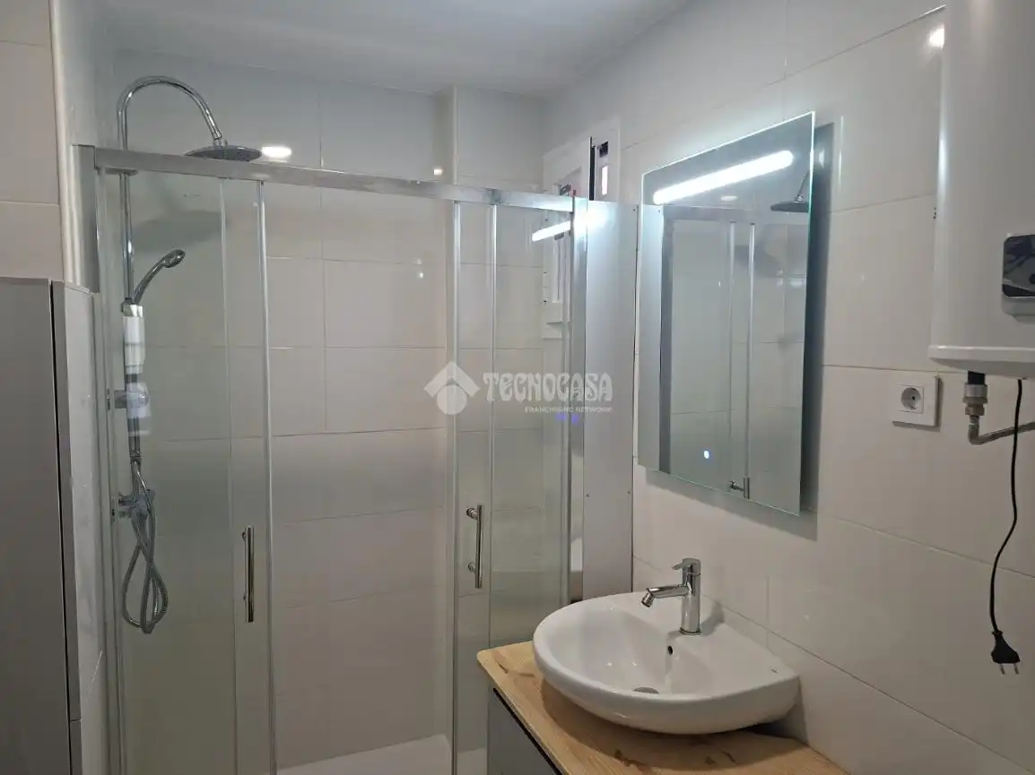 Bathroom of Study for rent in Leganés