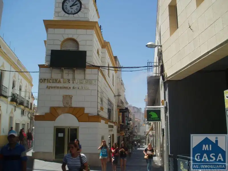 Appartamento con ascensore in vendita a Centro