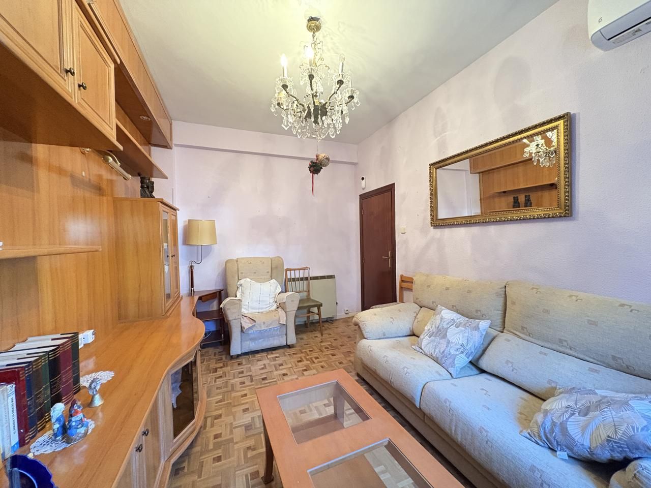 Sala d'estar de Planta baixa de lloguer en  Madrid Capital amb Aire condicionat, Calefacció i Parquet