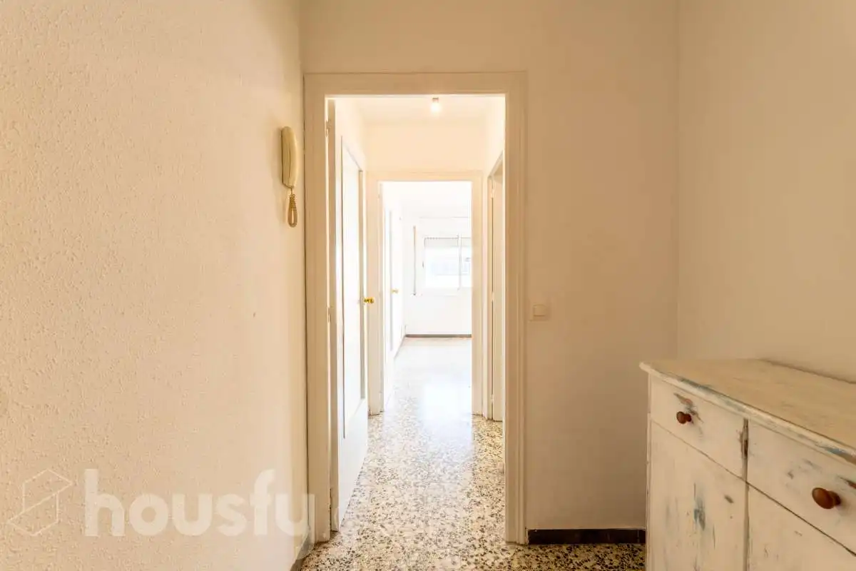 Attic for sale in Vilanova i la Geltrú  with Terrace and Storage room