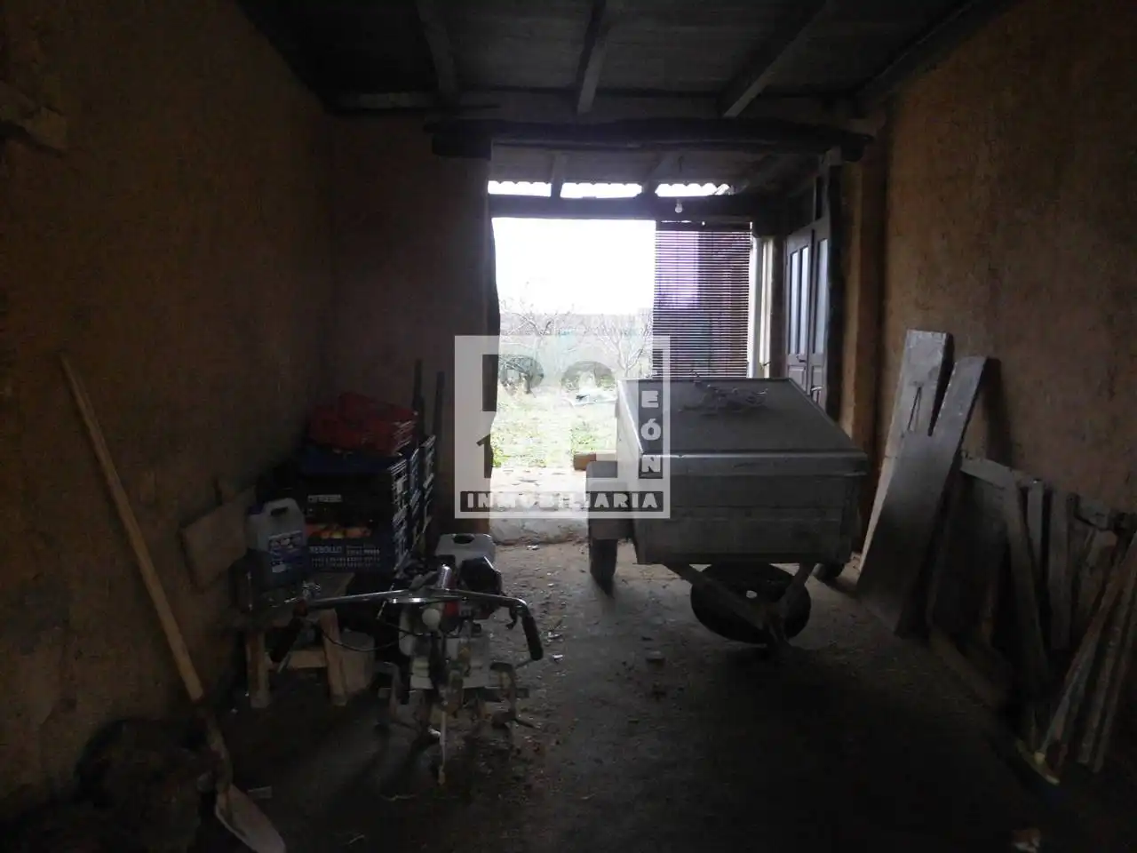 Casa o xalet en venda en Valdefresno amb Jardí privat
