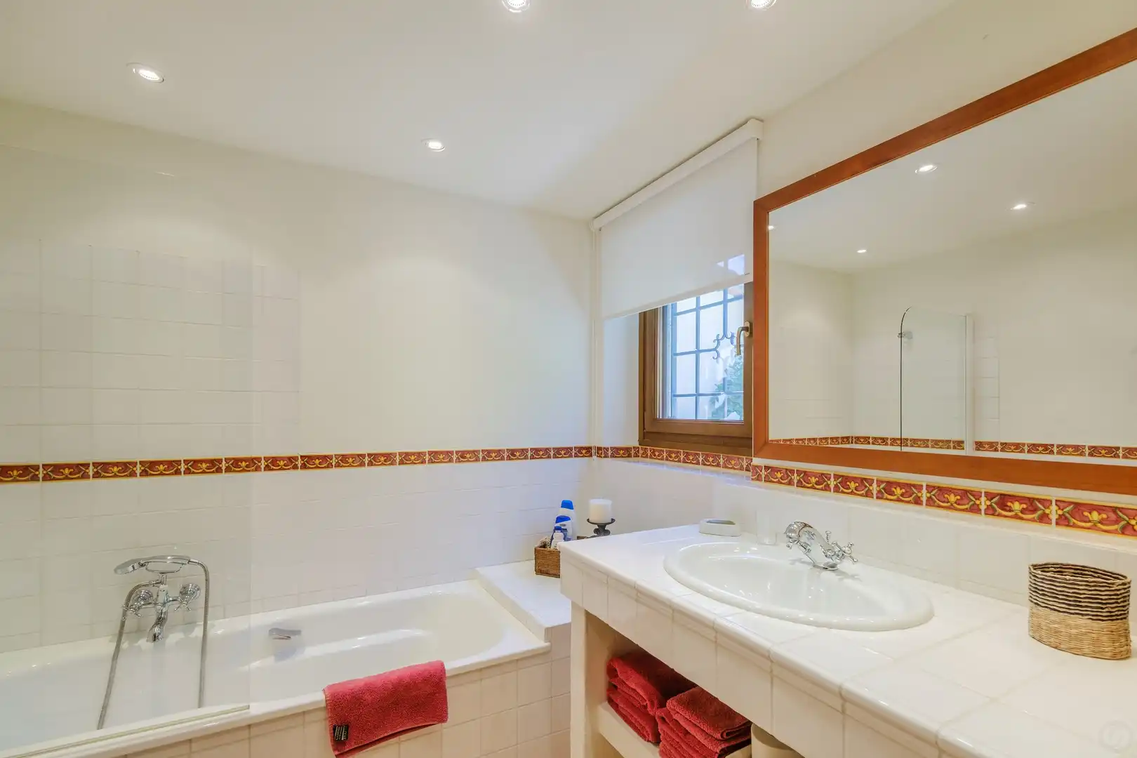 Bathroom of Houses for sale in Santa Cristina d'Aro  with Air Conditioner, Heating and Storage room