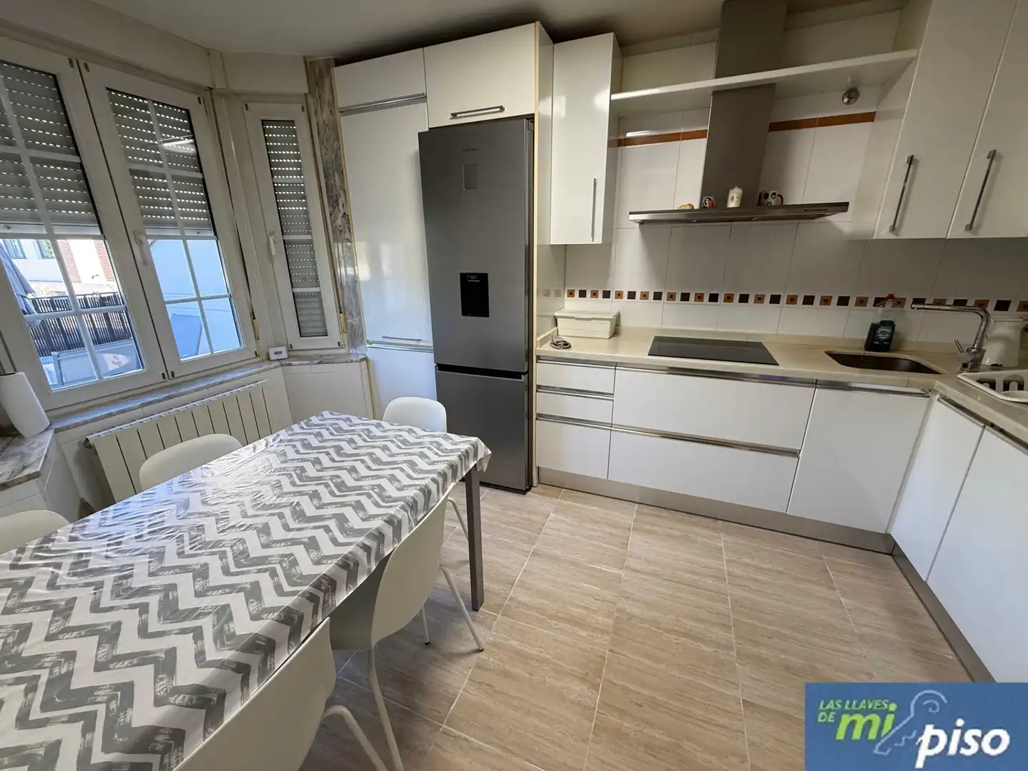 Cocina de Casa adosada en venta en Arroyo de la Encomienda con Calefacción, Jardín privado y Parquet