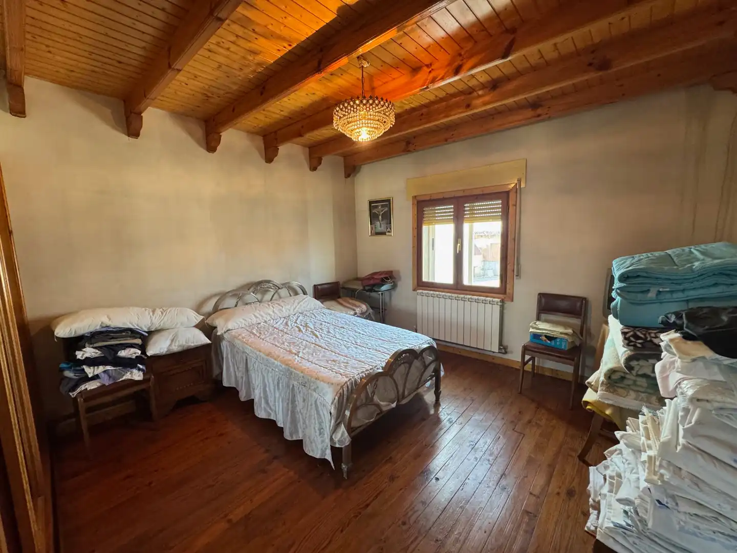 Bedroom of Country homes for sale in Barcial de la Loma  with Heating, Terrace and Storage room