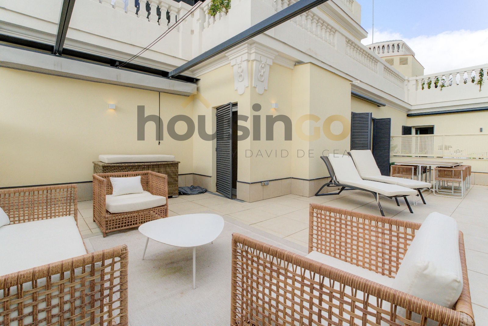 Terraza de Ático de alquiler en  Madrid Capital con Aire acondicionado, Calefacción y Parquet