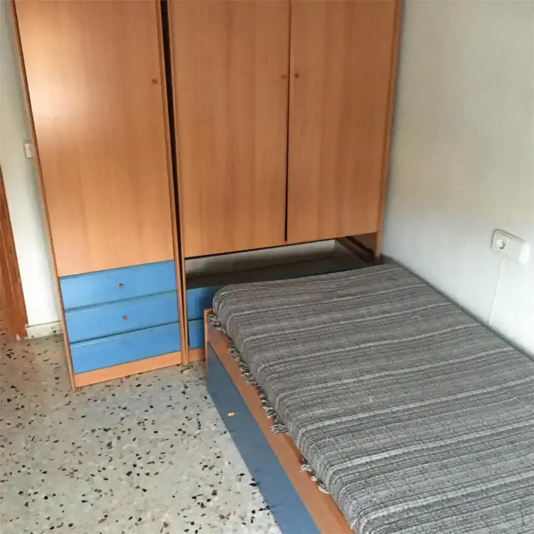 Dormitori de Pis en venda en Alicante / Alacant amb Aire condicionat i Balcó