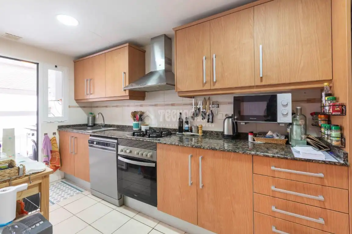 Kitchen of Flat for sale in Valencia