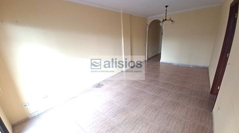 Foto 4 de Apartamento en venta en Paseo Atlantico, 16, El Médano, Granadilla de Abona