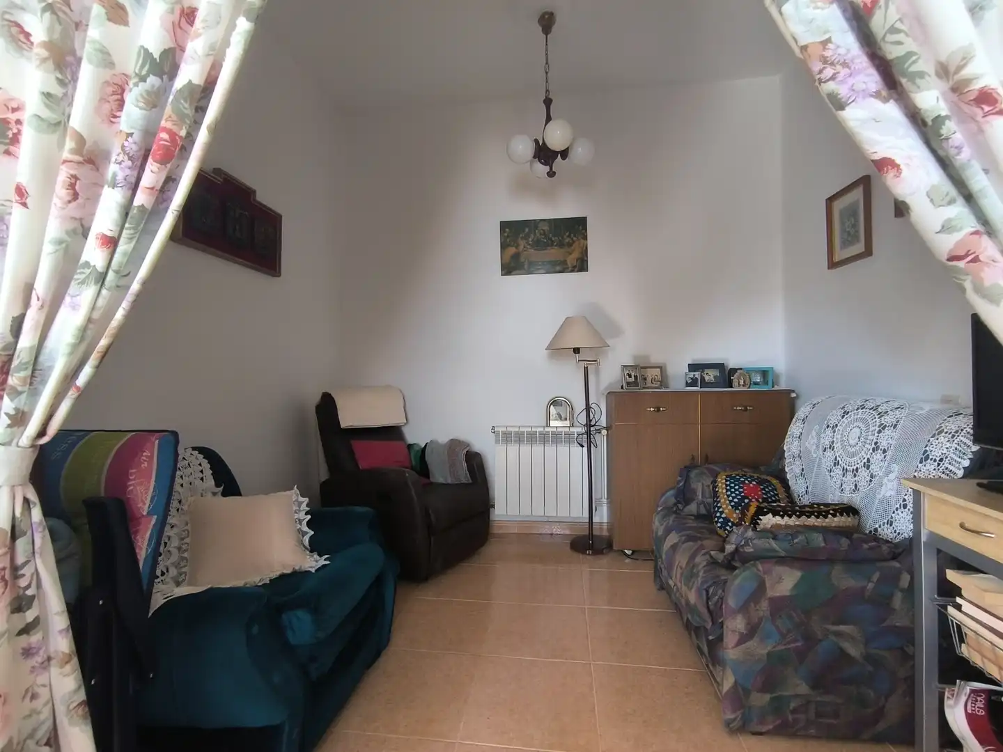 Living room of Houses for sale in Ferrol  with Heating, Private garden and Furnished