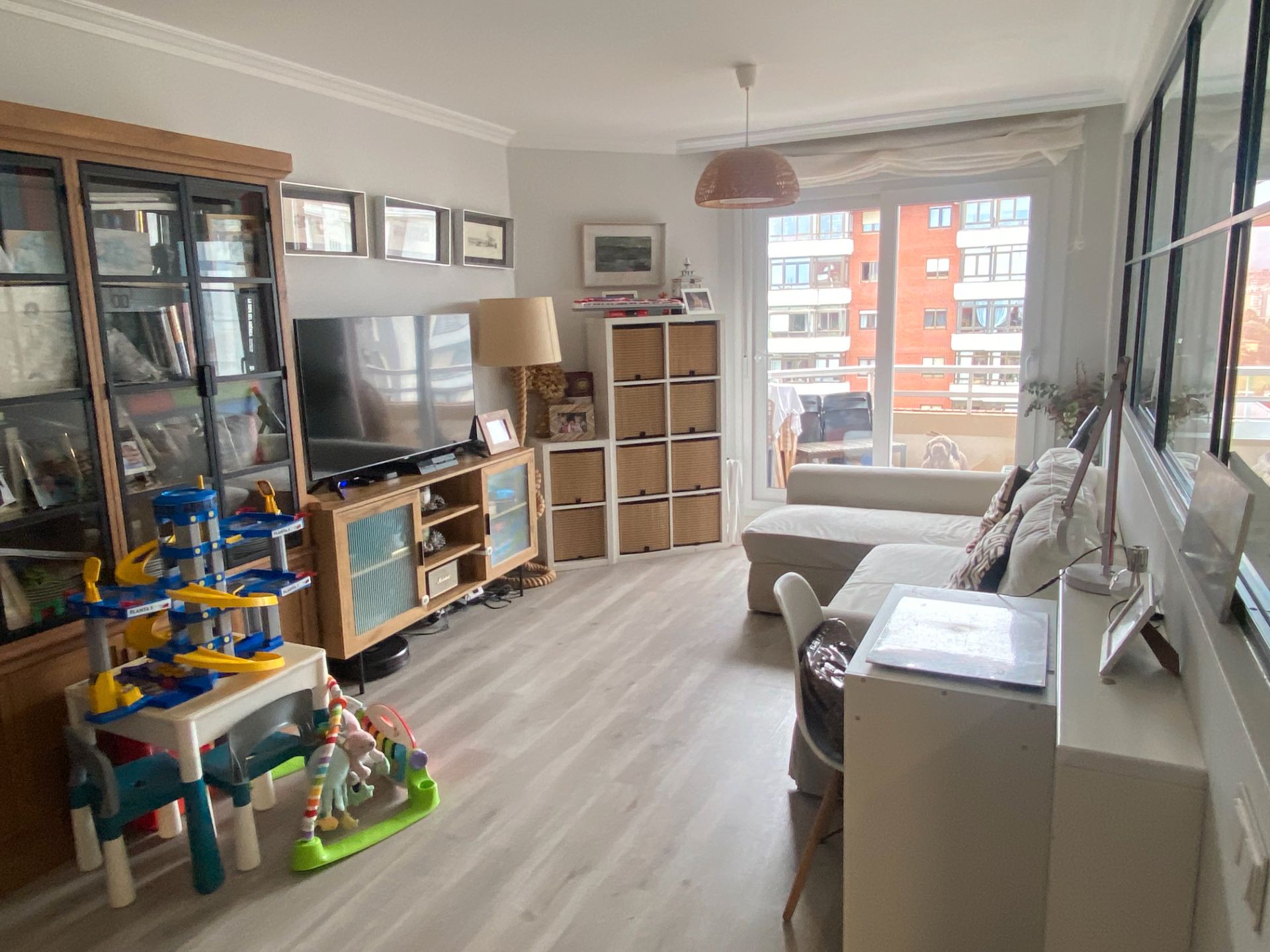 Living room of Duplex for sale in Santander  with Heating, Parquet flooring and Storage room