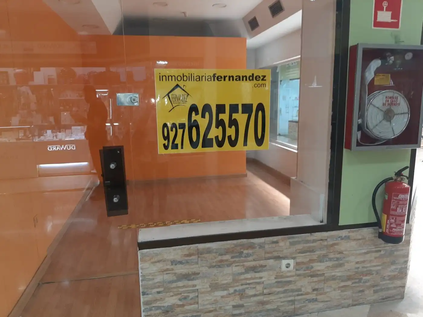 Local comercial en venda a Casco Antiguo, imagen 3