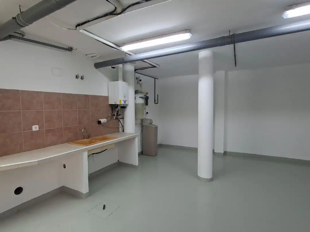 Casa aparellada amb piscina en venda a Av Mas Clariana 78, imagen 5
