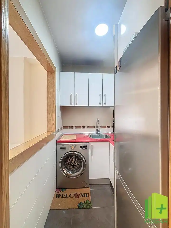 Cuina de Apartament en venda en Jaén amb Aire condicionat i Balcó
