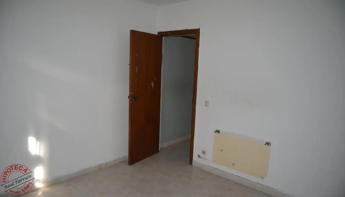 Dormitori de Casa adosada en venda en Creixell amb Jardí privat, Terrassa i Traster