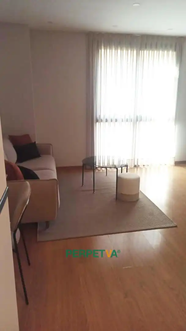 Living room of Flat for rent in Barcelona  with Air Conditioner, Swimming Pool and Furnished
