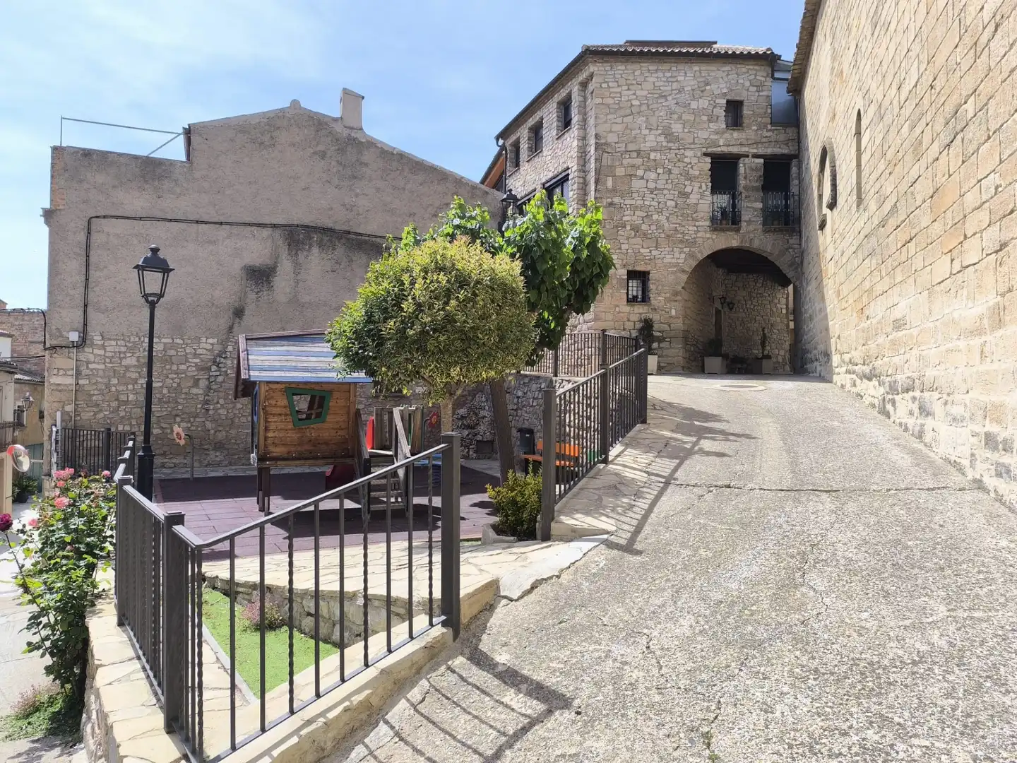 Vista exterior de Casa o chalet en venta en Vallbona de Les Monges con Calefacción, Jardín privado y Terraza