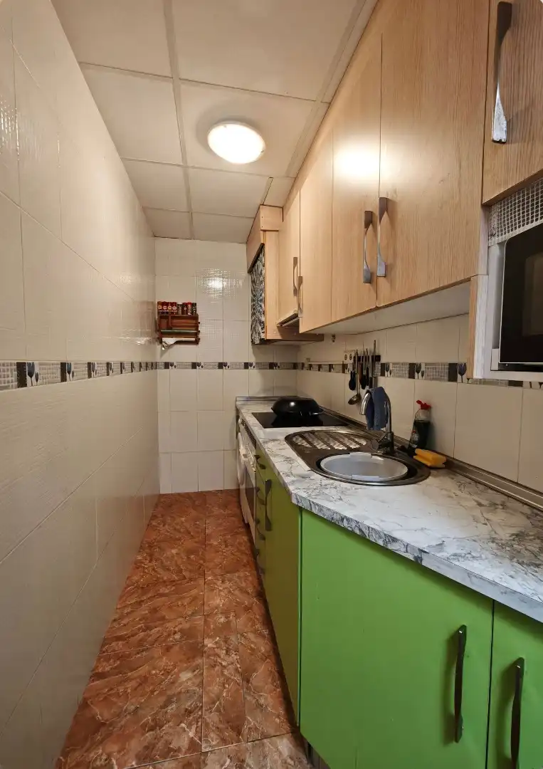 Cuina de Casa adosada en venda en Los Alcázares amb Aire condicionat, Terrassa i Moblat