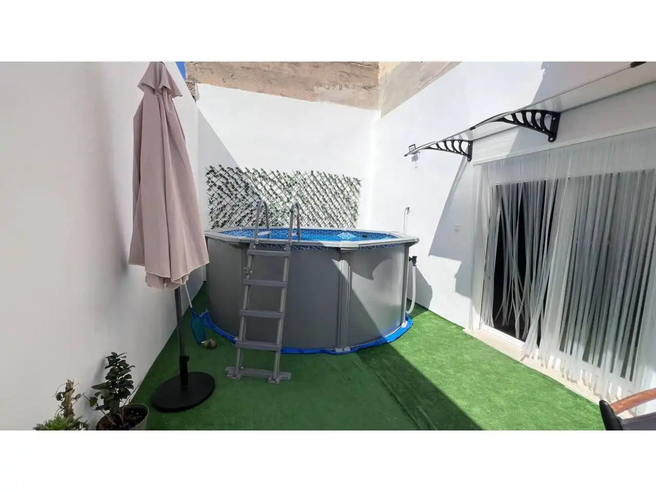 Swimming pool of Detached homes for sale in Almazora / Almassora  with Air Conditioner, Terrace and Swimming Pool