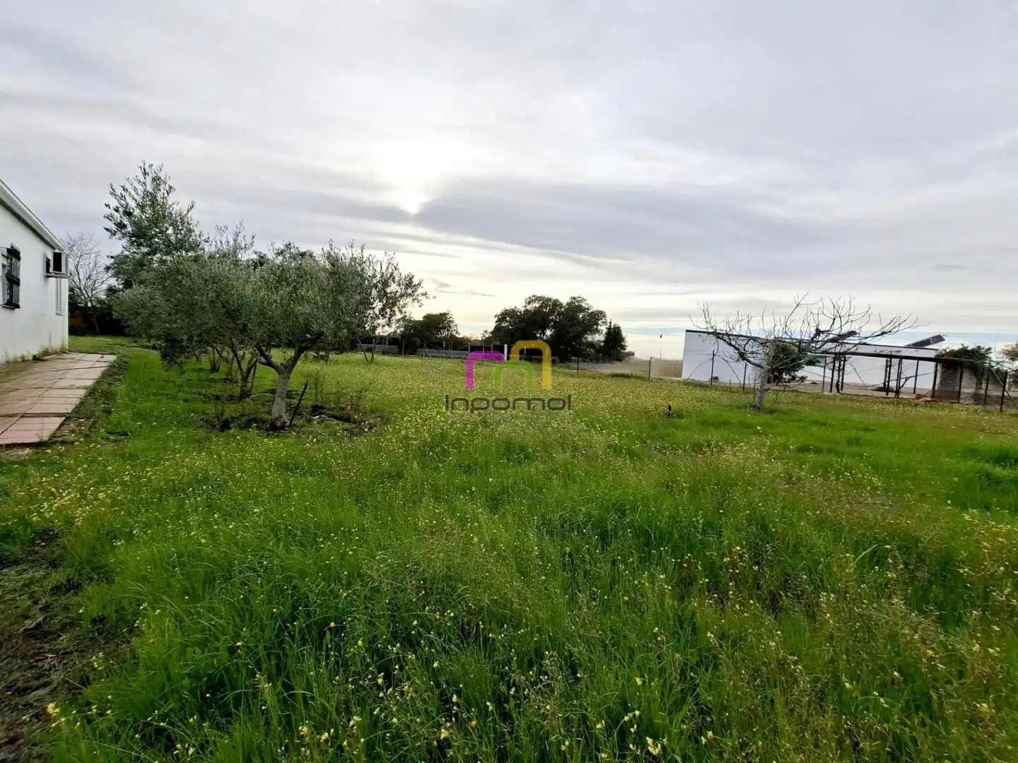 Finca rústica en venta en Badajoz con Jardín privado, Trastero y Piscina
